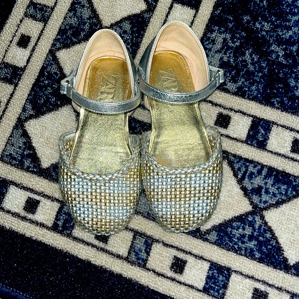 Zara toddler basket sandals metallic gold silver
